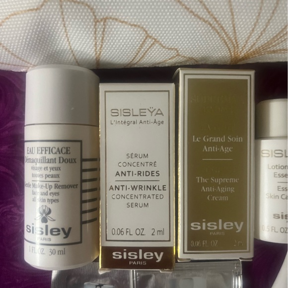 $340 value Sisley luxury white Set - Picture 3 of 5